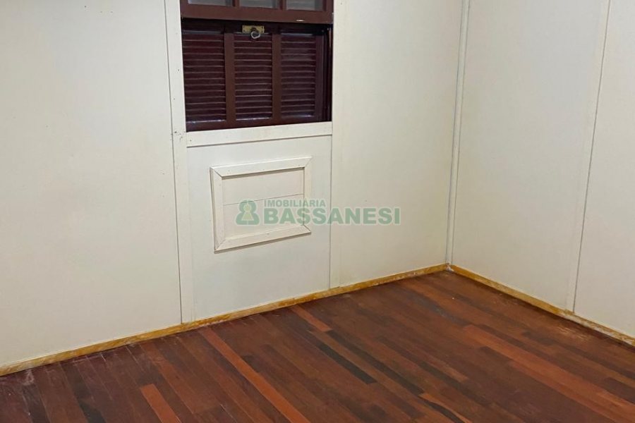 Casa com 98m², 3 dormitórios, no bairro Galópolis em Caxias do Sul para Alugar