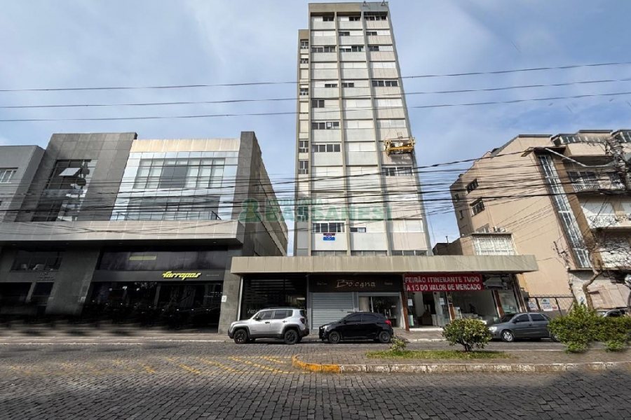Apto Mobiliado com 74m², 2 dormitórios, no bairro São Pelegrino em Caxias do Sul para Alugar