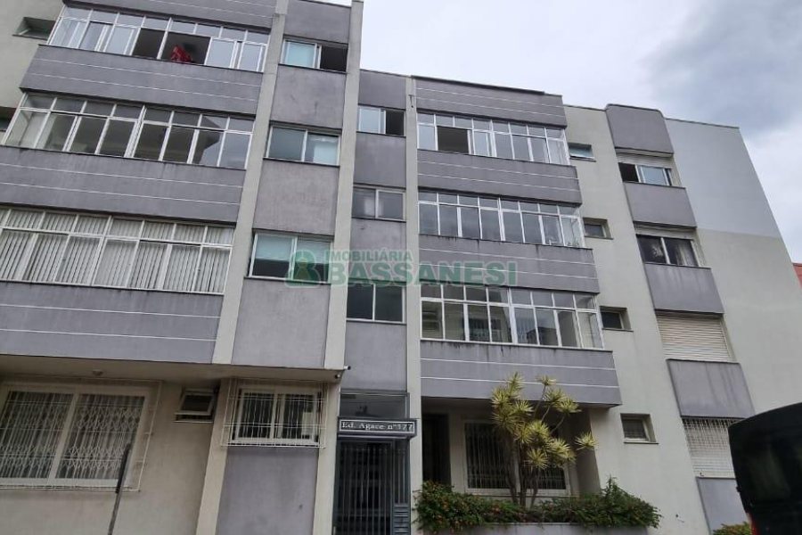 Apartamento com 98m², 3 dormitórios, 1 vaga, no bairro Santa Catarina em Caxias do Sul para Comprar