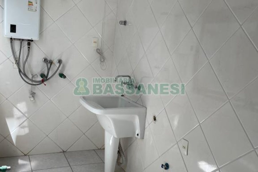 Apartamento com 119m², 4 dormitórios, 2 vagas, no bairro Pio X em Caxias do Sul para Comprar