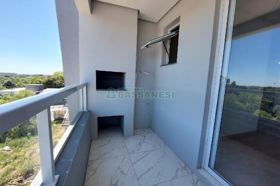 Apartamento com 65m², 2 dormitórios, 1 vaga, no bairro Cidade Nova em Caxias do Sul para Alugar