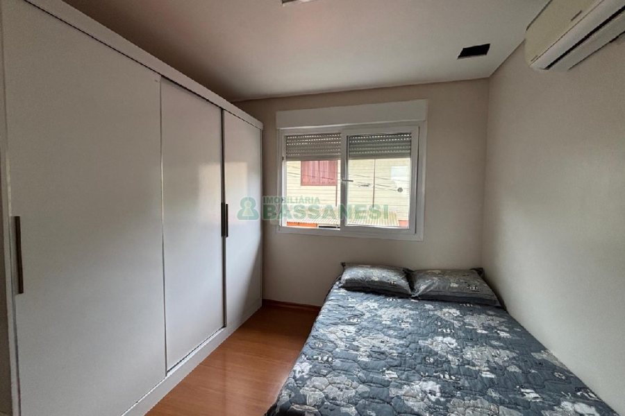 Casa Mobiliada com 180m², 3 dormitórios, 2 vagas, no bairro Desvio Rizzo em Caxias do Sul para Alugar