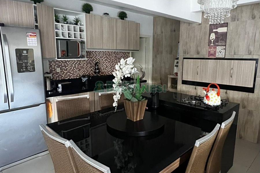 Predio com 321m², no bairro Presidente Vargas em Caxias do Sul para Comprar