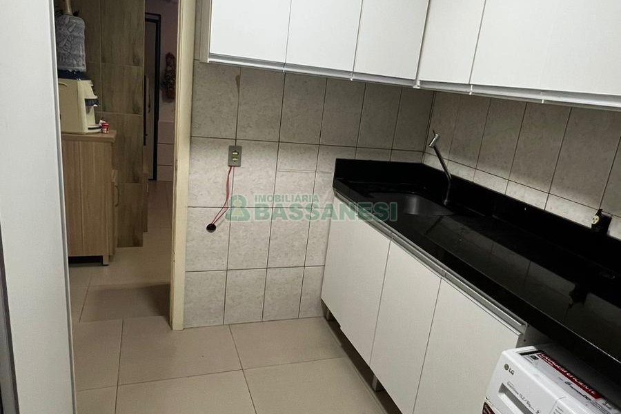 Predio com 321m², no bairro Presidente Vargas em Caxias do Sul para Comprar