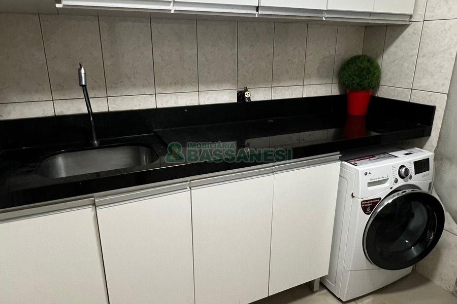 Predio com 321m², no bairro Presidente Vargas em Caxias do Sul para Comprar