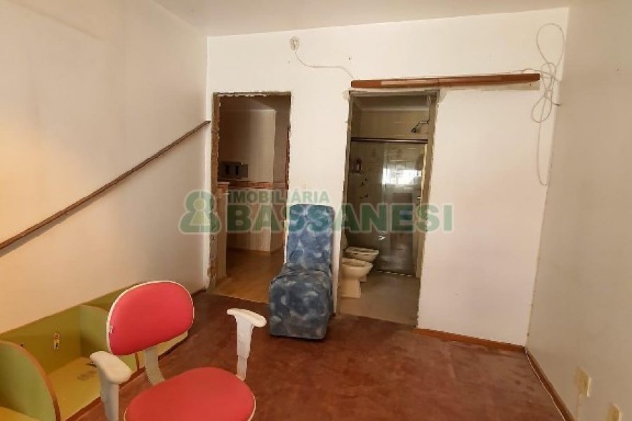 Apartamento com 118m², 3 dormitórios, 1 vaga, no bairro São Pelegrino em Caxias do Sul para Alugar