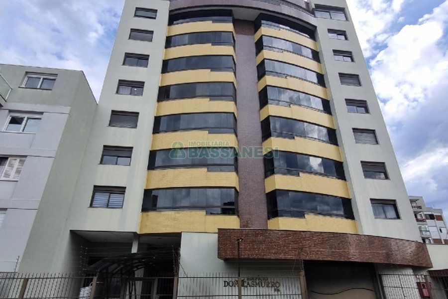 Apto Mobiliado com 200m², 3 dormitórios, 2 vagas, no bairro Medianeira em Caxias do Sul para Alugar