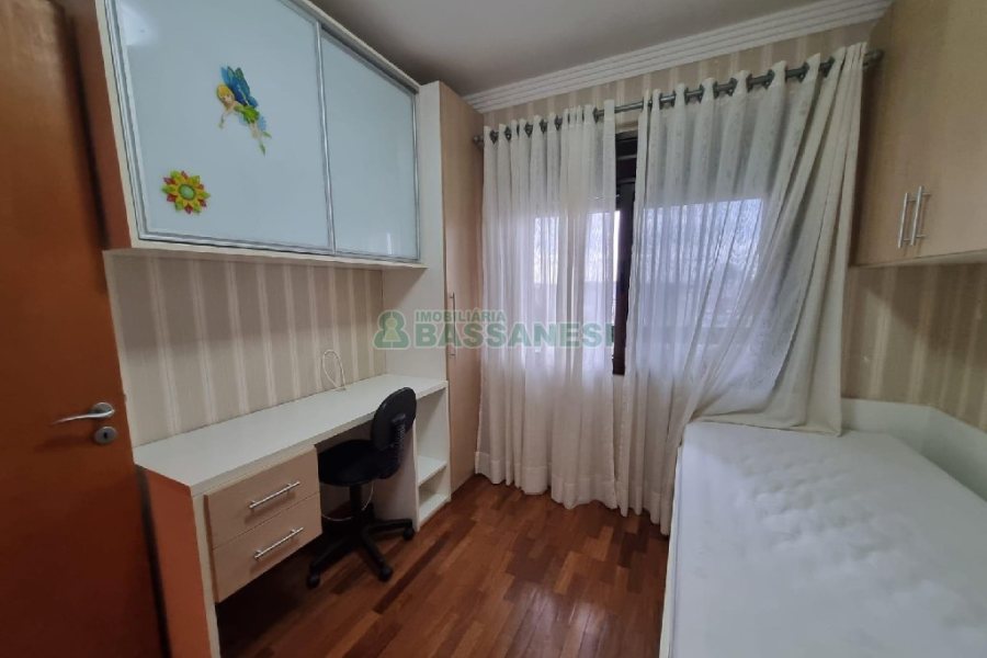 Apto Mobiliado com 200m², 3 dormitórios, 2 vagas, no bairro Medianeira em Caxias do Sul para Alugar