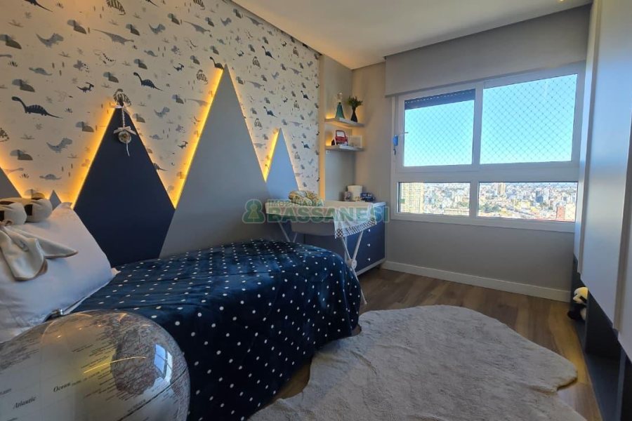 Apartamento com 178m², 3 dormitórios, 3 vagas, no bairro Centro em Caxias do Sul para Comprar