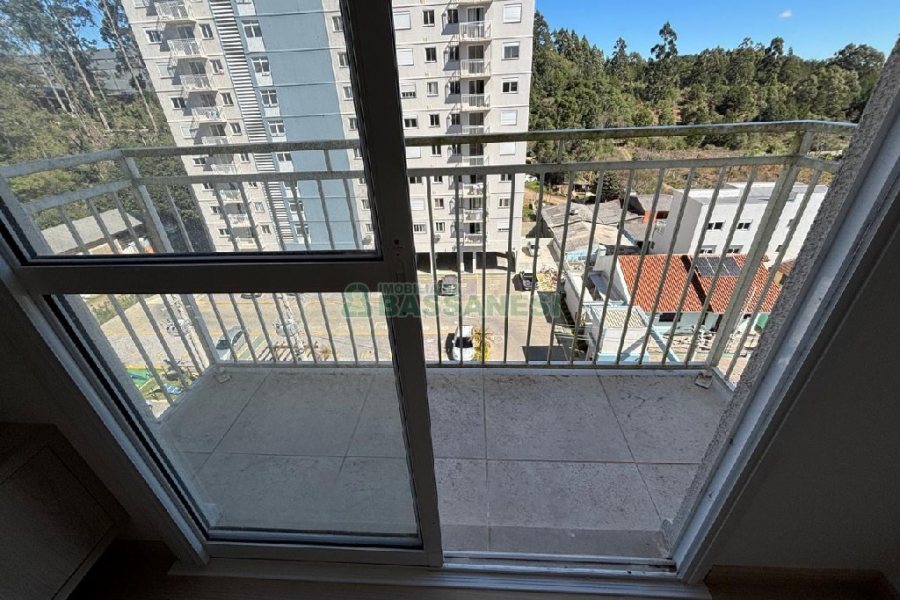 Apartamento com 62m², 2 dormitórios, 1 vaga, no bairro Cidade Nova em Caxias do Sul para Alugar