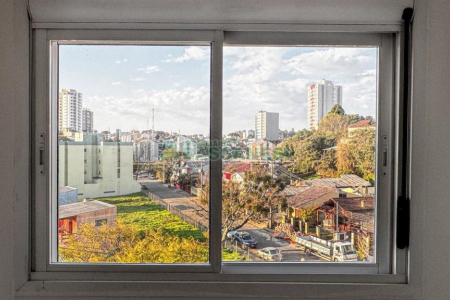 Apartamento com 52m², 2 dormitórios, 1 vaga, no bairro Desvio Rizzo em Caxias do Sul para Comprar