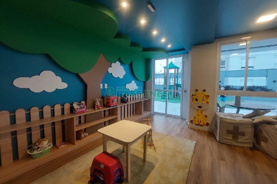 Apto Mobiliado com 55m², 2 dormitórios, 1 vaga, no bairro De Lazzer em Caxias do Sul para Alugar