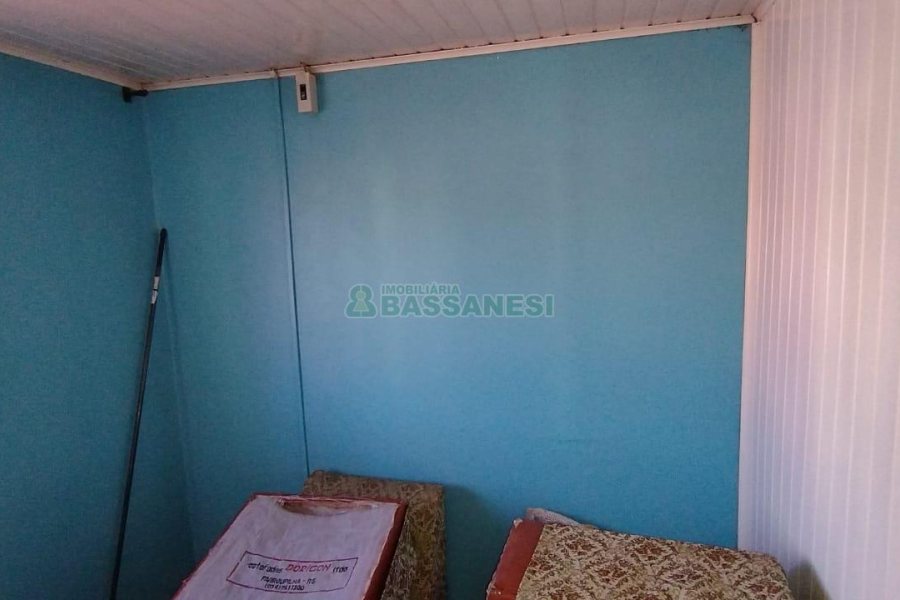 Casa com 100m², 2 dormitórios, 1 vaga, no bairro Nossa Senhora da Conceição em Caxias do Sul para Comprar