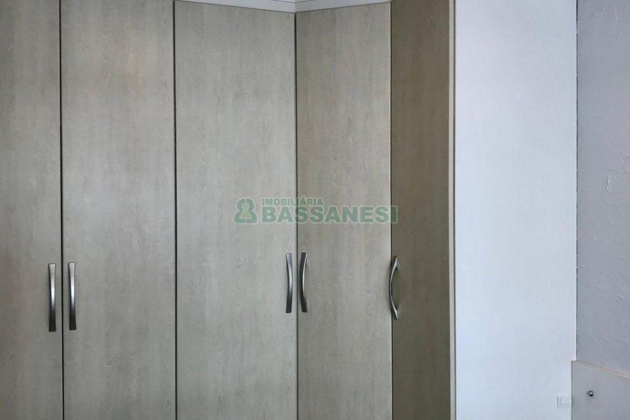 Apartamento com 78m², 2 dormitórios, 1 vaga, no bairro Colina Sorriso em Caxias do Sul para Alugar