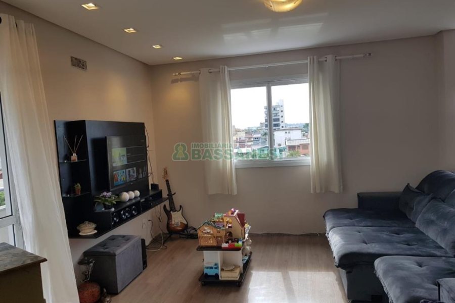 Apartamento com 94m², 3 dormitórios, 2 vagas, no bairro Jardim América em Caxias do Sul para Comprar