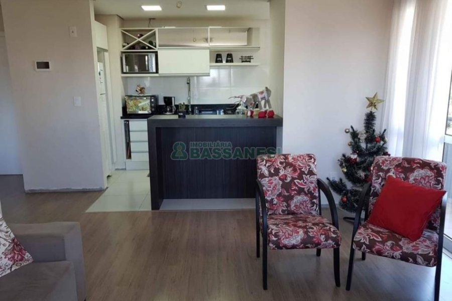 Apartamento com 94m², 3 dormitórios, 2 vagas, no bairro Jardim América em Caxias do Sul para Comprar
