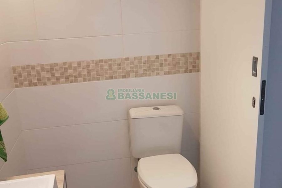 Apartamento com 94m², 3 dormitórios, 2 vagas, no bairro Jardim América em Caxias do Sul para Comprar