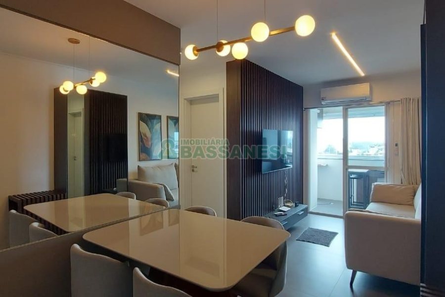 Apto Mobiliado com 60m², 2 dormitórios, 2 vagas, no bairro Santa Catarina em Caxias do Sul para Alugar ou Comprar