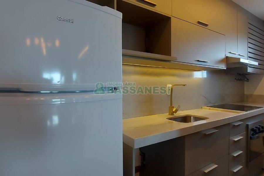 Apto Mobiliado com 60m², 2 dormitórios, 2 vagas, no bairro Santa Catarina em Caxias do Sul para Alugar ou Comprar