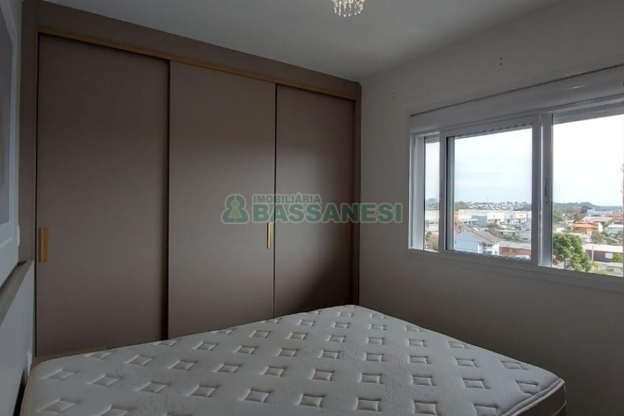 Apto Mobiliado com 60m², 2 dormitórios, 2 vagas, no bairro Santa Catarina em Caxias do Sul para Alugar ou Comprar