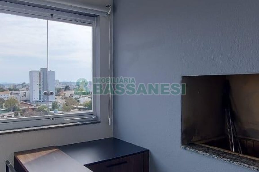 Apto Mobiliado com 60m², 2 dormitórios, 2 vagas, no bairro Santa Catarina em Caxias do Sul para Alugar ou Comprar