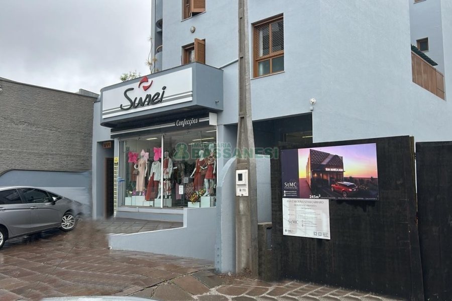 Loja com 245m², no bairro Cruzeiro em Caxias do Sul para Alugar