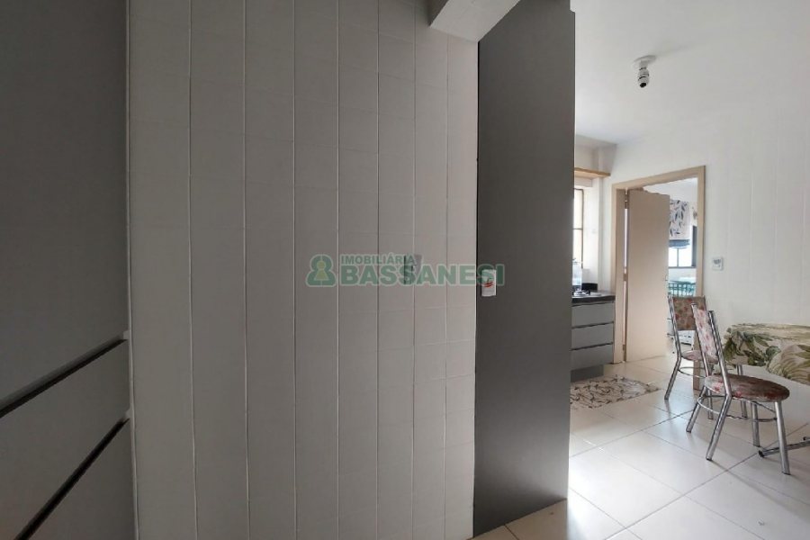 Apto Mobiliado com 68m², 3 dormitórios, no bairro Centro em Caxias do Sul para Alugar