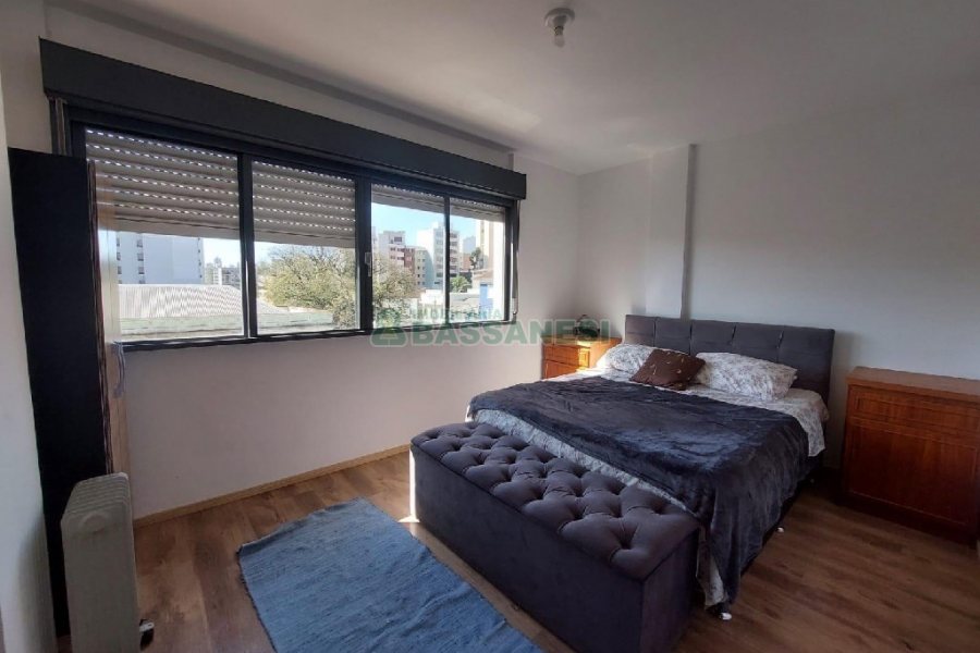 Apto Mobiliado com 68m², 3 dormitórios, no bairro Centro em Caxias do Sul para Alugar