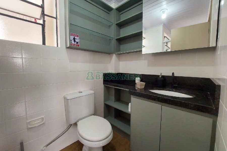 Apto Mobiliado com 68m², 3 dormitórios, no bairro Centro em Caxias do Sul para Alugar