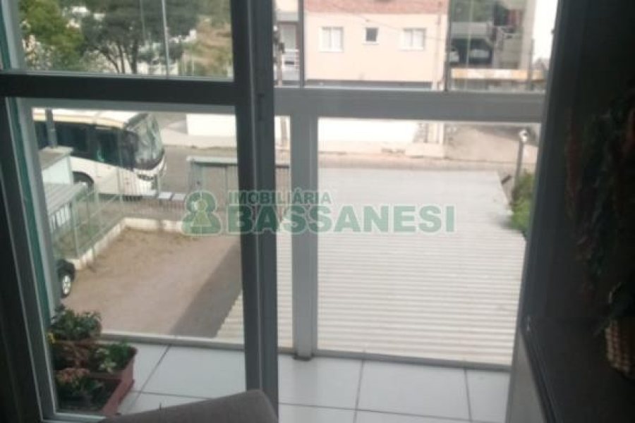 Apartamento com 50m², 2 dormitórios, 1 vaga, no bairro Desvio Rizzo em Caxias do Sul para Comprar