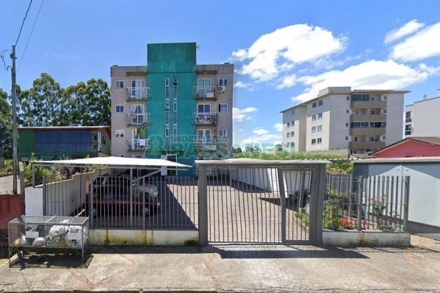 Apartamento com 50m², 2 dormitórios, 1 vaga, no bairro Desvio Rizzo em Caxias do Sul para Comprar