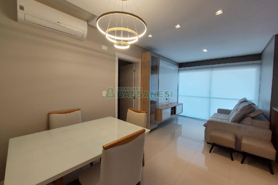 Apto Mobiliado com 72m², 2 dormitórios, 2 vagas, no bairro São Leopoldo em Caxias do Sul para Alugar