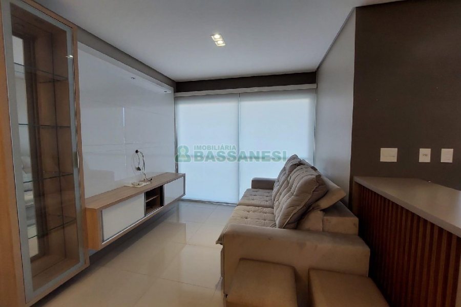 Apto Mobiliado com 72m², 2 dormitórios, 2 vagas, no bairro São Leopoldo em Caxias do Sul para Alugar