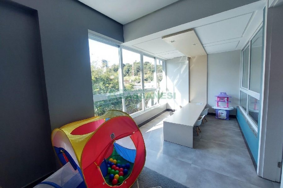 Apto Mobiliado com 72m², 2 dormitórios, 2 vagas, no bairro São Leopoldo em Caxias do Sul para Alugar