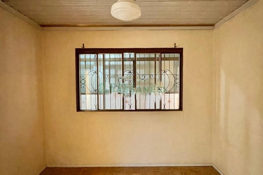 Casa com 170m², 3 dormitórios, 1 vaga, no bairro São José em Caxias do Sul para Comprar