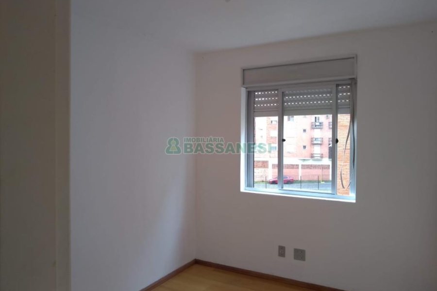 Apartamento com 42m², 2 dormitórios, no bairro Sagrada Família em Caxias do Sul para Comprar