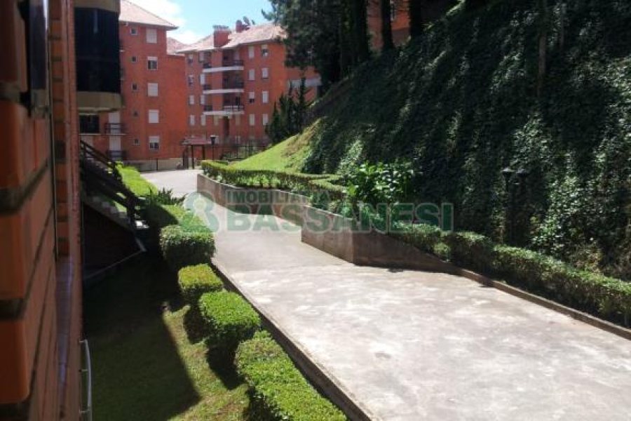 Apartamento com 42m², 2 dormitórios, no bairro Sagrada Família em Caxias do Sul para Comprar