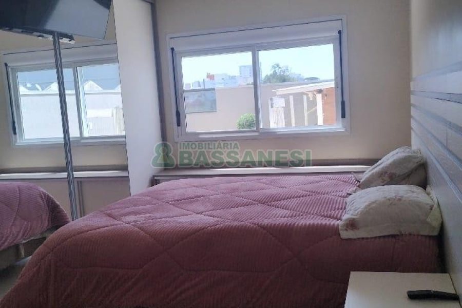 Apartamento com 176m², 2 dormitórios, 2 vagas, no bairro Charqueadas em Caxias do Sul para Comprar