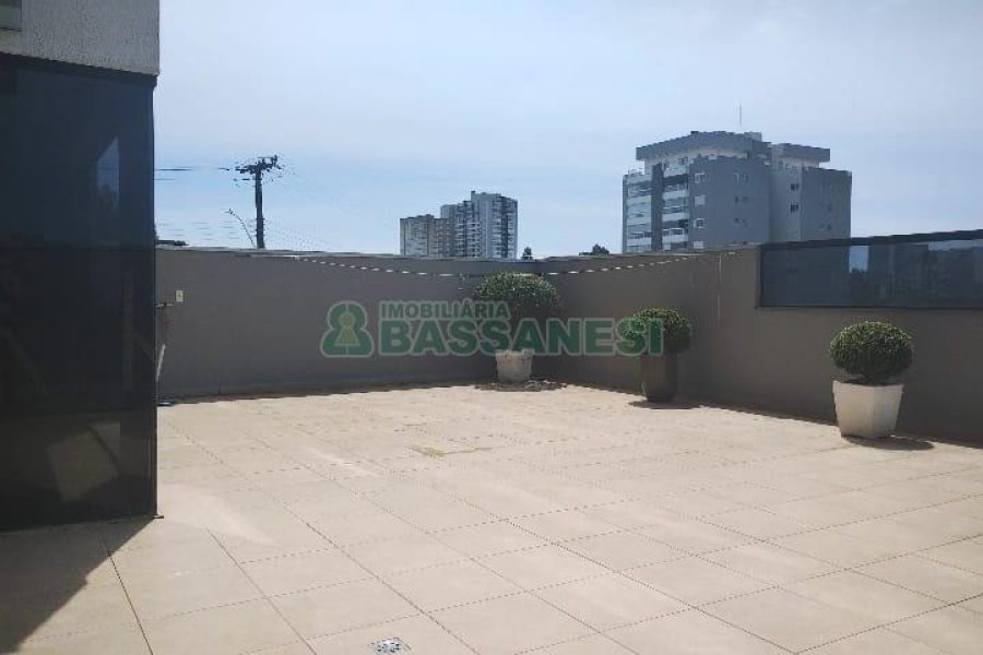 Apartamento com 176m², 2 dormitórios, 2 vagas, no bairro Charqueadas em Caxias do Sul para Comprar