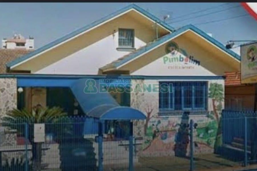 Casa Comercial com 400m², no bairro Santa Catarina em Caxias do Sul para Alugar