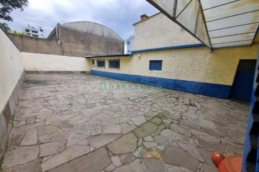 Casa Comercial com 400m², no bairro Santa Catarina em Caxias do Sul para Alugar