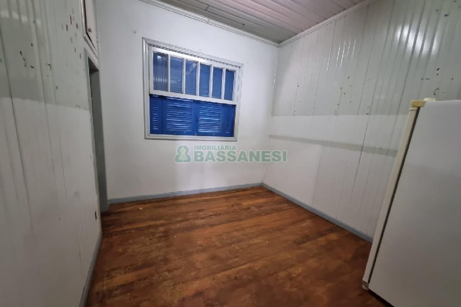 Casa Comercial com 400m², no bairro Santa Catarina em Caxias do Sul para Alugar