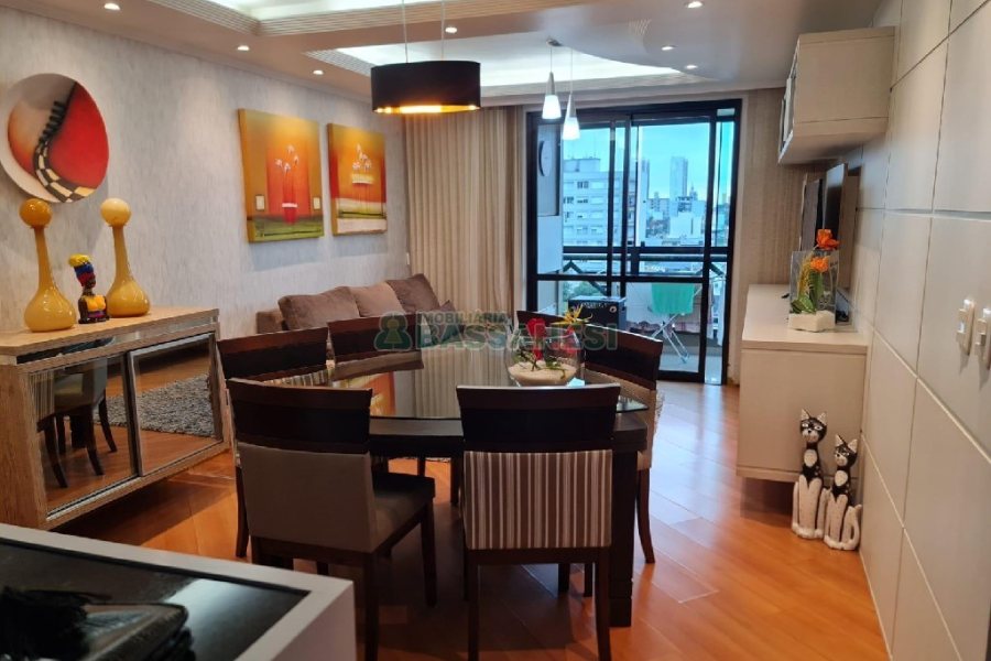 Apto Mobiliado com 115m², 3 dormitórios, 2 vagas, no bairro Centro em Caxias do Sul para Alugar