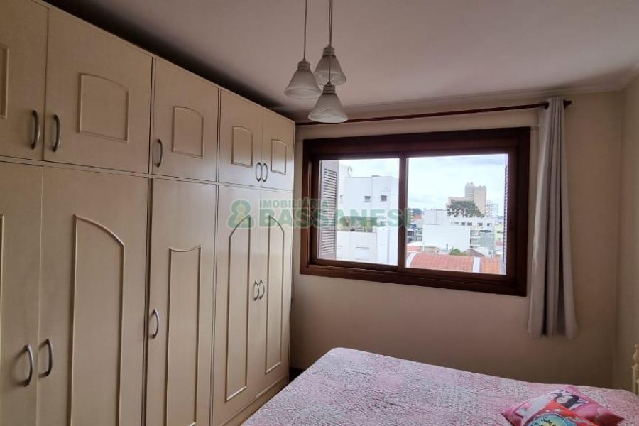 Apartamento com 171m², 3 dormitórios, 2 vagas, no bairro Centro em Caxias do Sul para Comprar