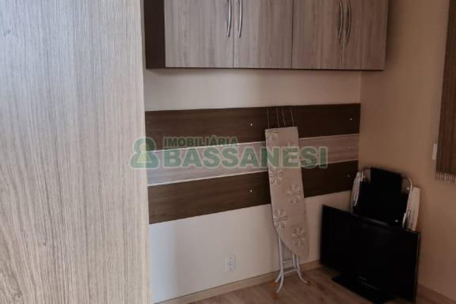 Apartamento com 171m², 3 dormitórios, 2 vagas, no bairro Centro em Caxias do Sul para Comprar