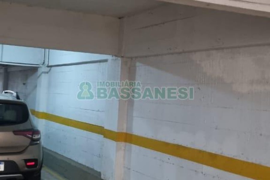 Apartamento com 171m², 3 dormitórios, 2 vagas, no bairro Centro em Caxias do Sul para Comprar