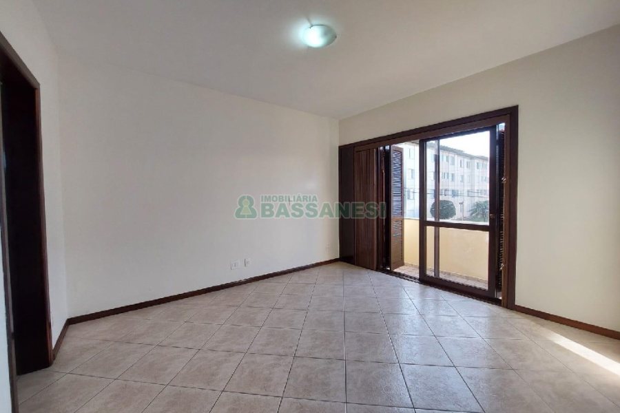 Casa com 179m², 3 dormitórios, 2 vagas, no bairro Santa Catarina em Caxias do Sul para Comprar
