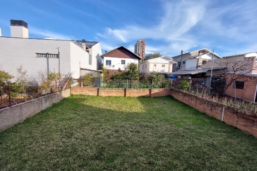 Casa com 140m², 3 dormitórios, 3 vagas, no bairro Santa Catarina em Caxias do Sul para Comprar