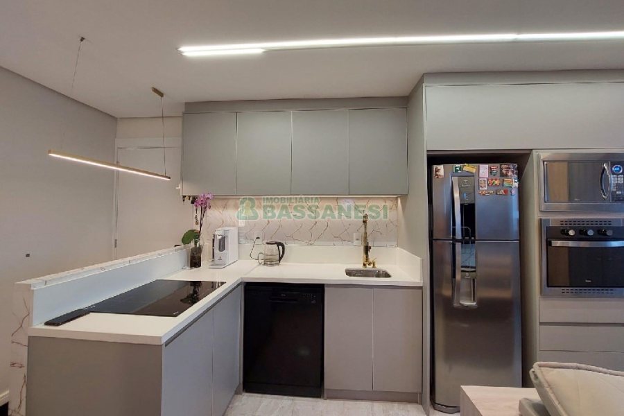 Apartamento com 51m², 2 dormitórios, 1 vaga, no bairro Nossa Senhora do Rosário em Caxias do Sul para Comprar