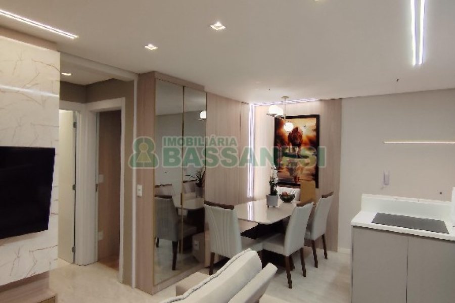 Apartamento com 51m², 2 dormitórios, 1 vaga, no bairro Nossa Senhora do Rosário em Caxias do Sul para Comprar